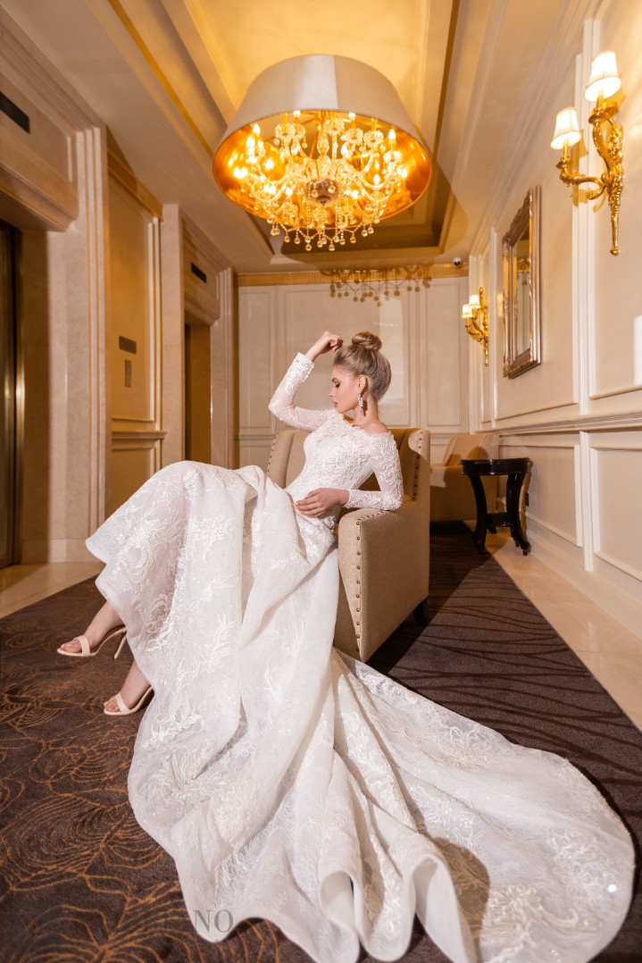 Шакира (Shakira_0X3A4757) от свадебного салоа GABBIANO в Красноярске